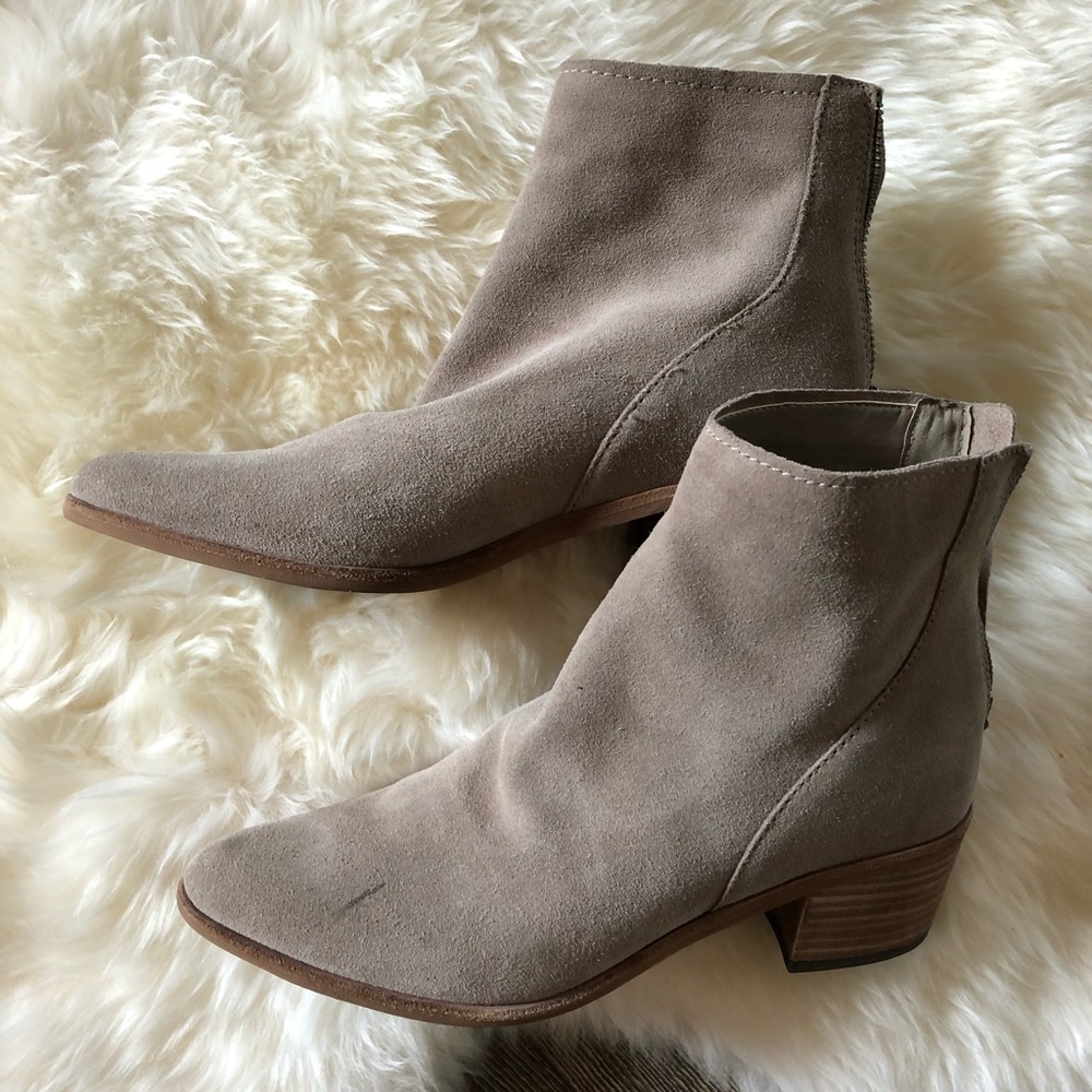 Dolce Vita suede booties